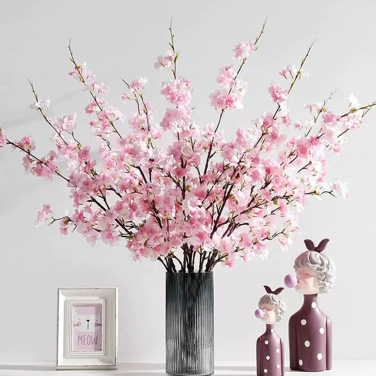 Bunga sakura palsu tunggal 4 cabang bahan plastik untuk hiasan living room dan pernikahan grosir