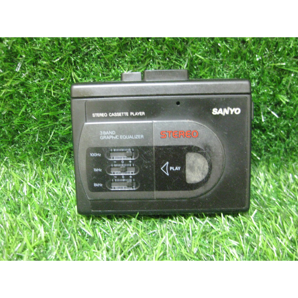 Walkman Sanyo MGP-29 pemutar kaset stereo kondisi siap pakai