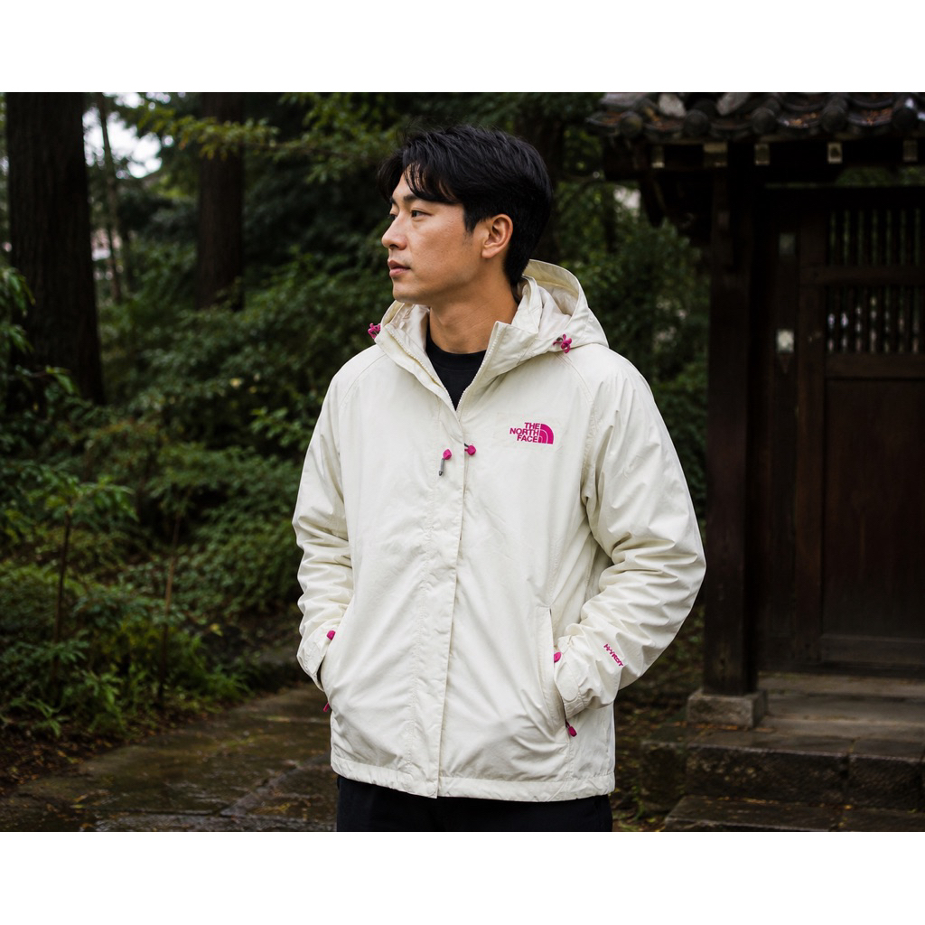 The north face TNF hyvent jacket original