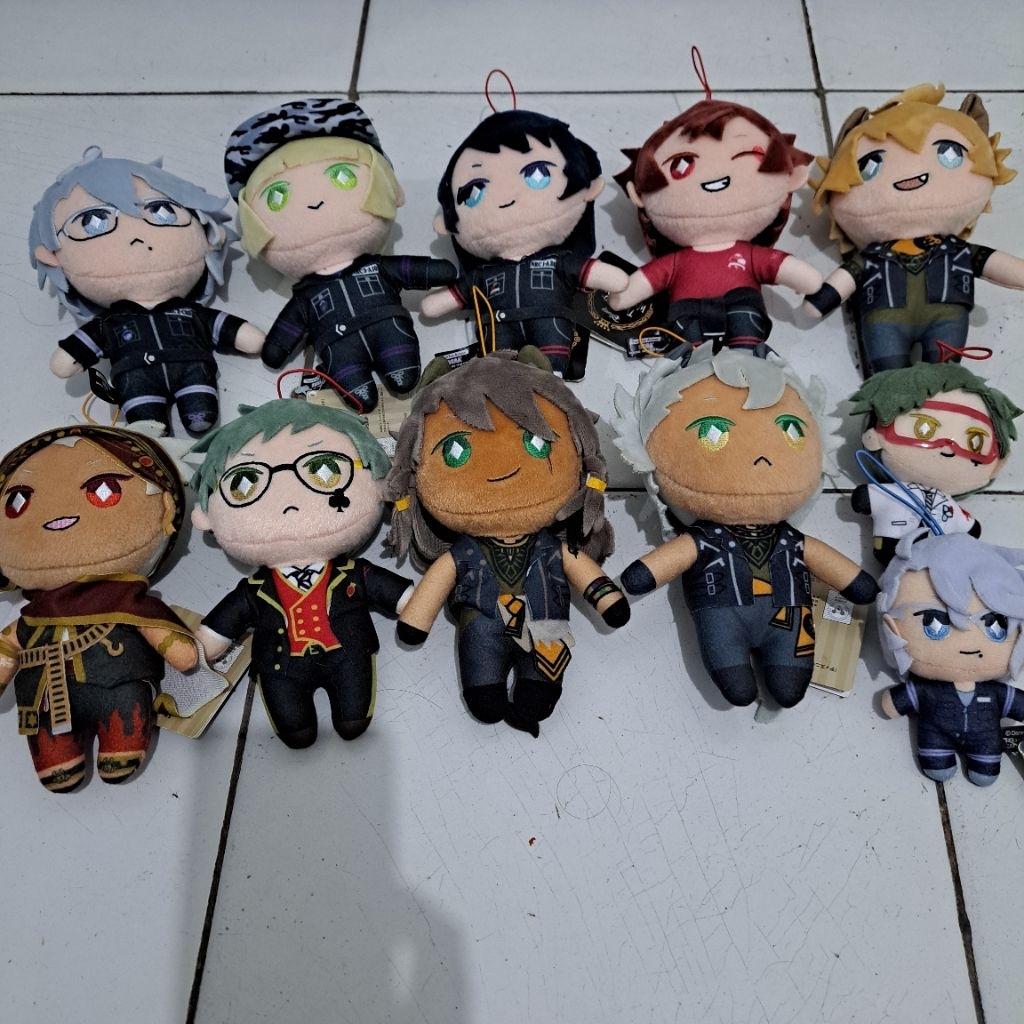 Twisted wonderland plush official