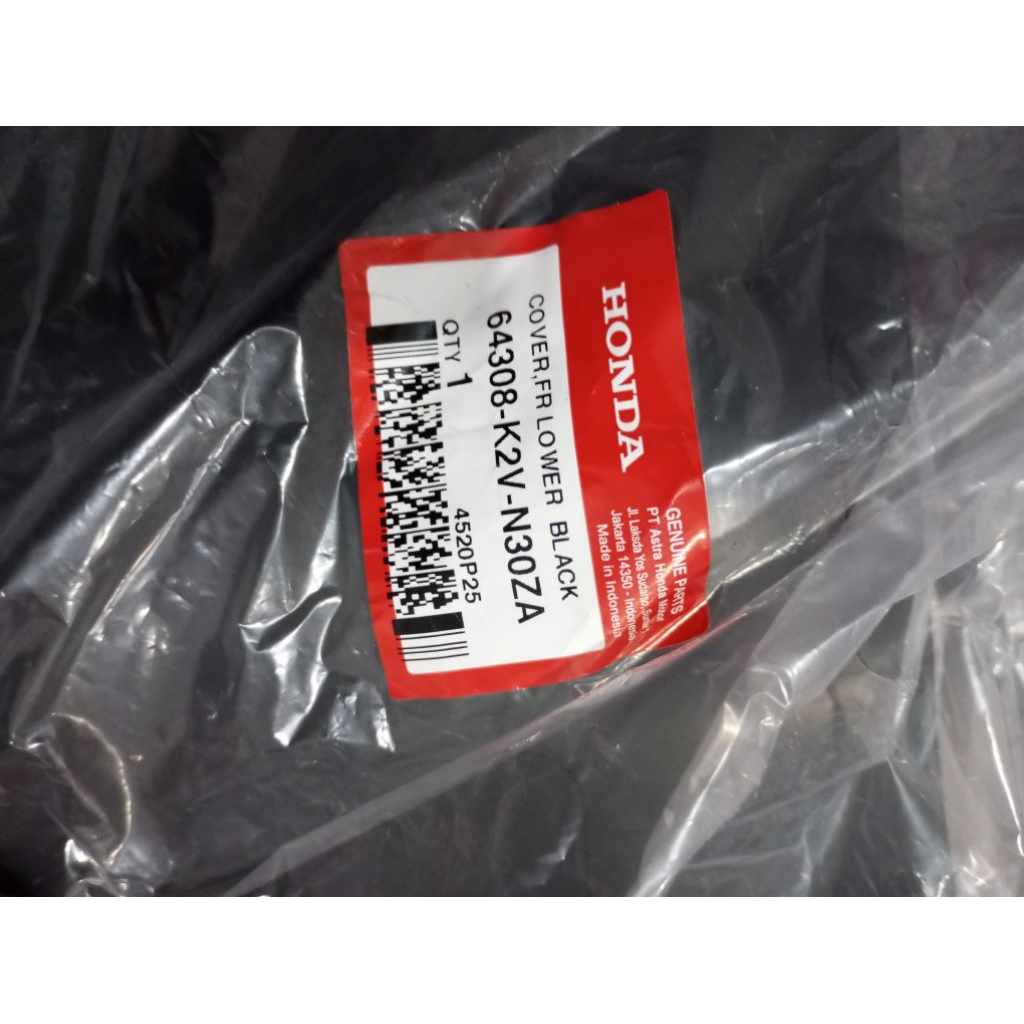 64308K2VN30ZA Cover Bawah Depan Hitam Honda Vario 125 eSP K2V