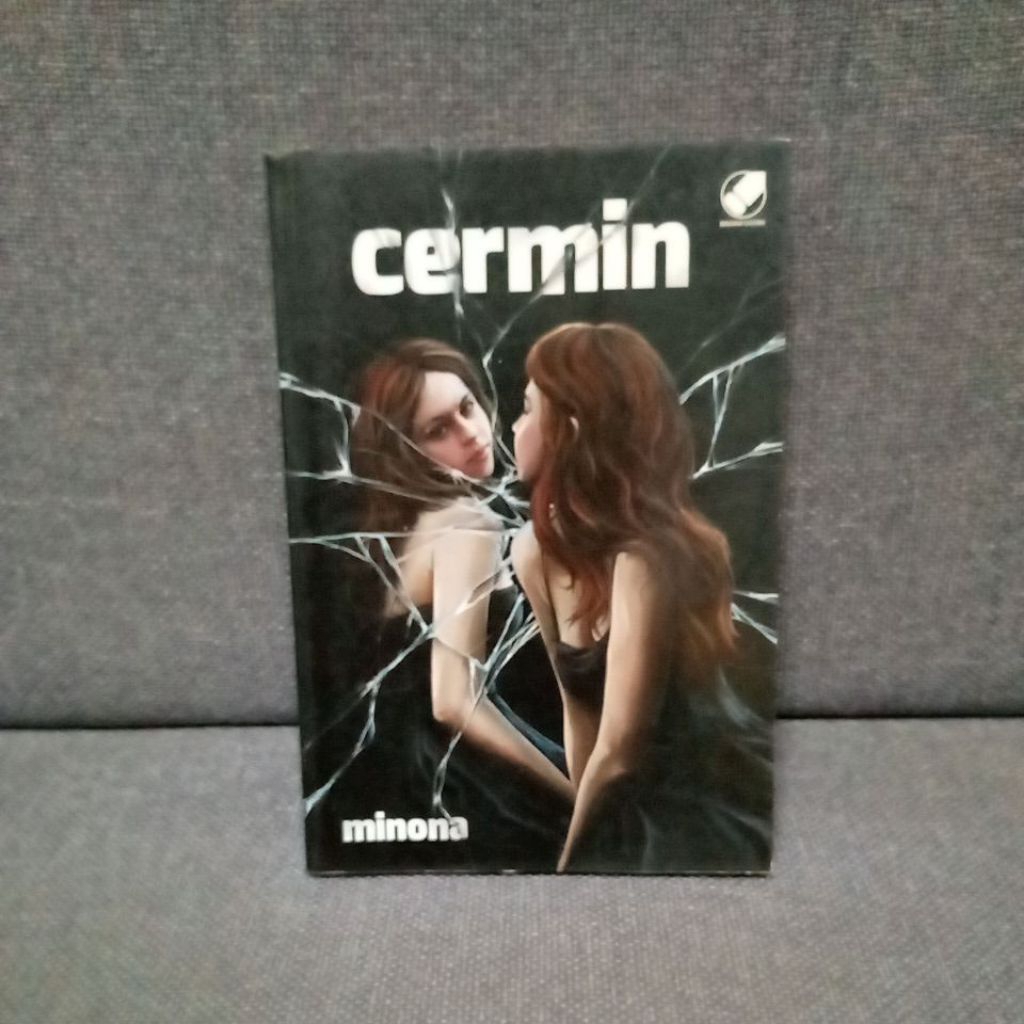 CERMIN (MINONA) PRELOVED ORIGINAL