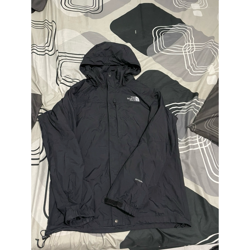 jaket Tnf