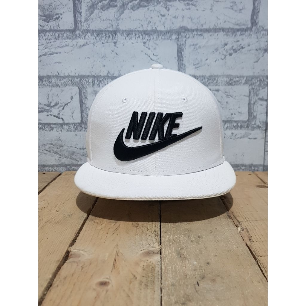 NIKE TRUE SNAPBACK