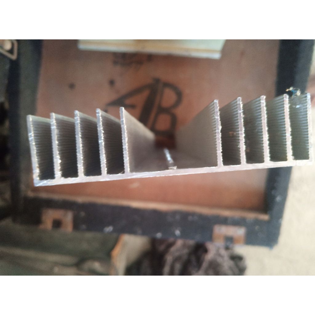 pendingin transistor