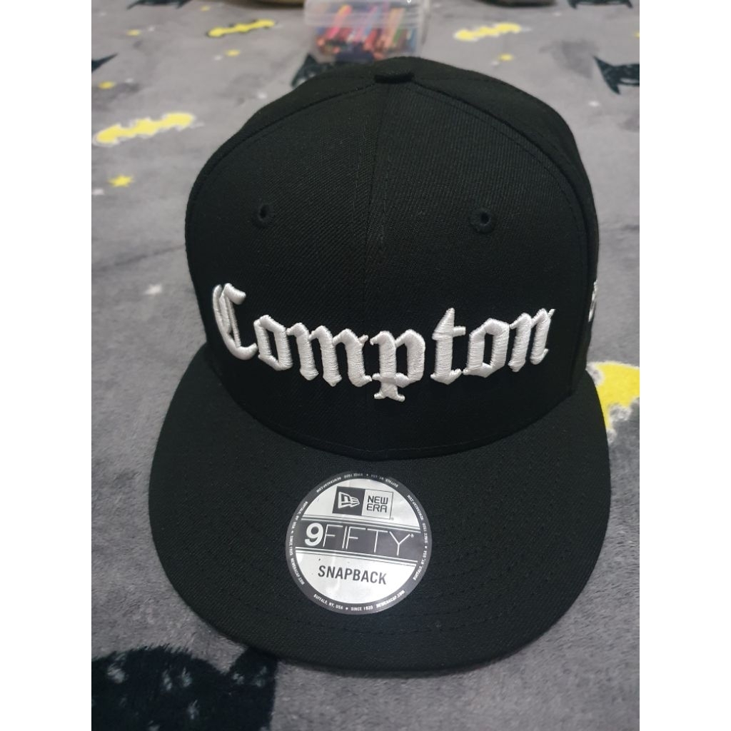 Topi Compton New Era Setelan (950) Kondisi Baru