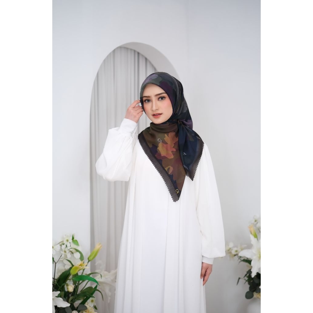 Camela Scarves - Mina Series