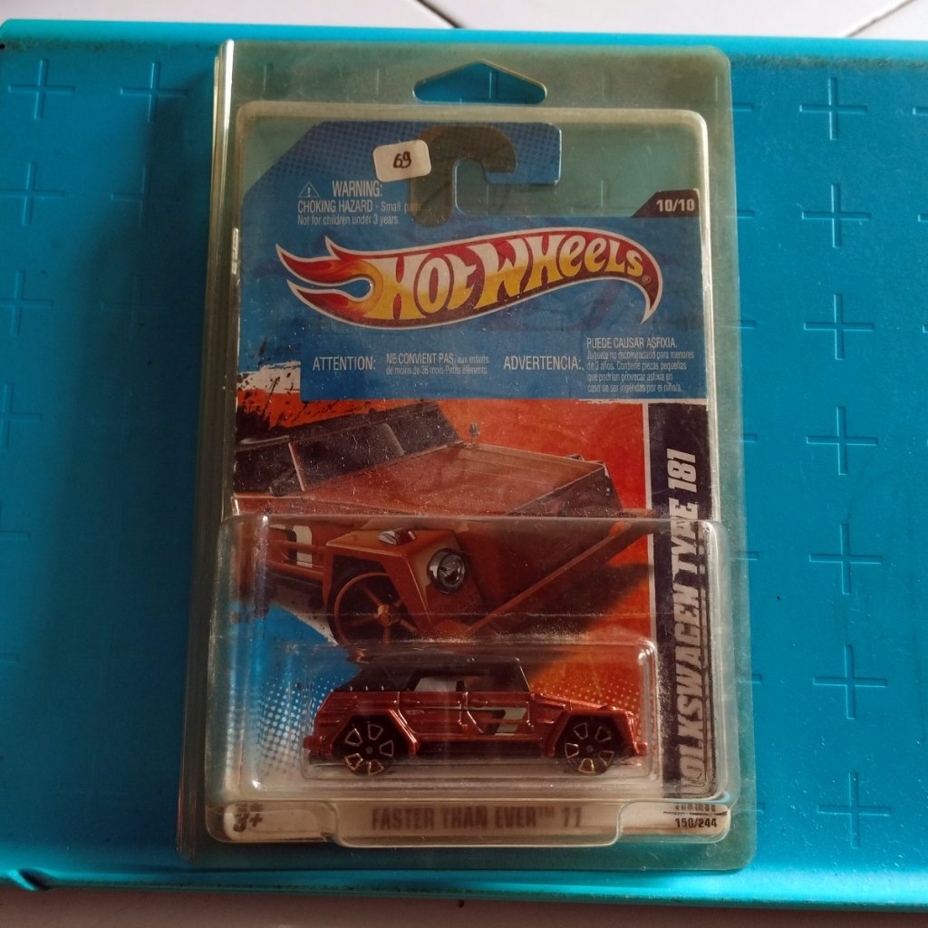 Diecast Hotwheels VW 181 (Safari) Bonus Protector