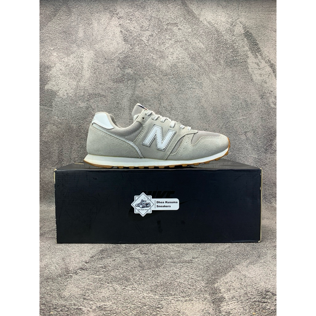 Sepatu Second Casual  New Balance 373 Shoes Grey  Size 40 insole 25 cm  Original Guarantee 100%