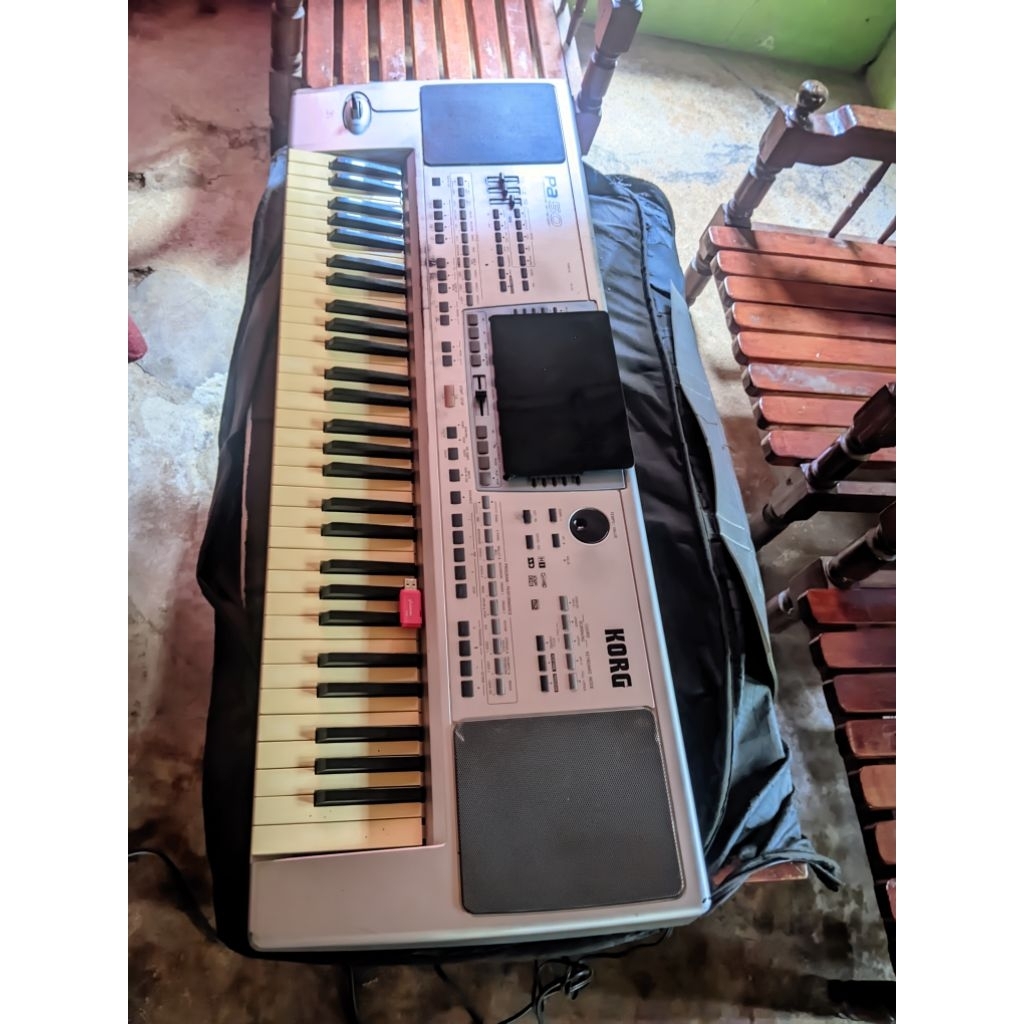 Korg Pa 50