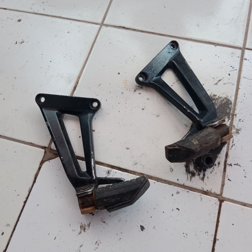 Step belakang Viar Minerva CBR old