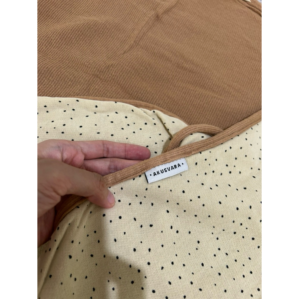 Preloved Akusvara Hoodie Blanket