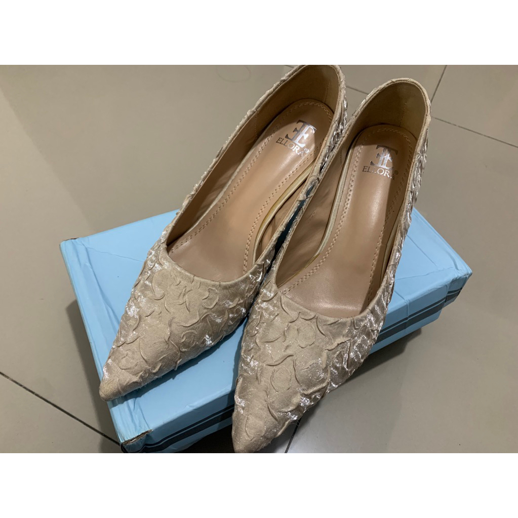 preloved heels ellora 40