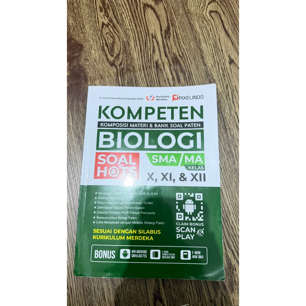 PRELOVED BUKU KOMPETEN BIOLOGI SMA/MA - RINGAKASAN MATERI & BEDAH SOAL BIOLOGI  KELAS X, XI, XII