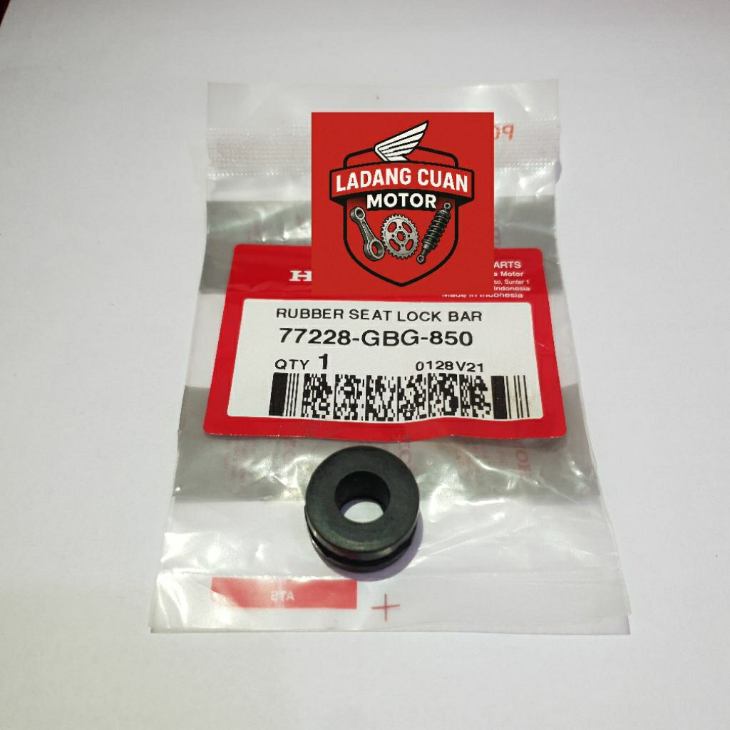 77228GBG850 RUBBER SEAT LOCK BAR KARET BAUT COVER BODY SAYAP LEG SHIELD KARISMA KIRANA SUPRA X 125 P