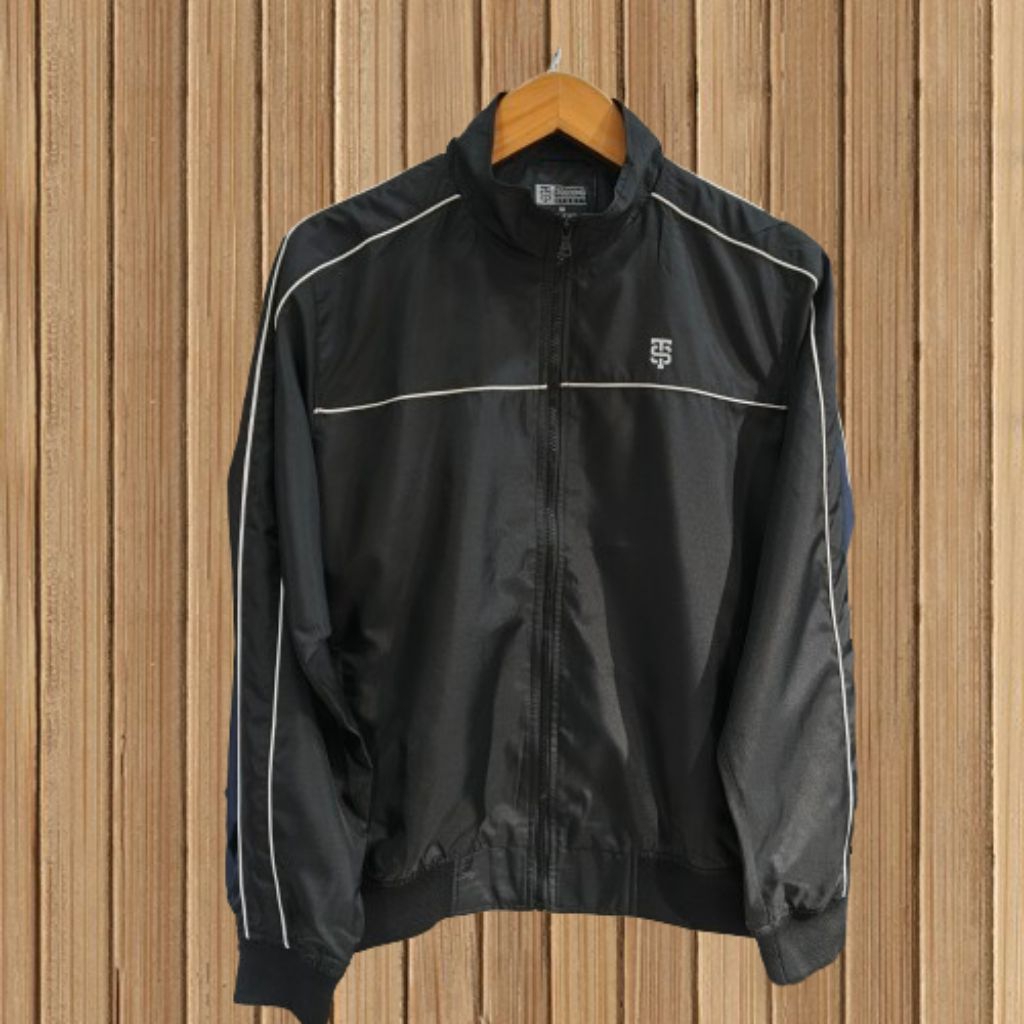 3Second Sporty Jaket Zipper Tracktop Parasut Pria 010426 Original