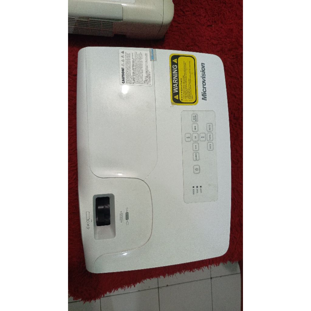 proyektor microvision mx360 bagus