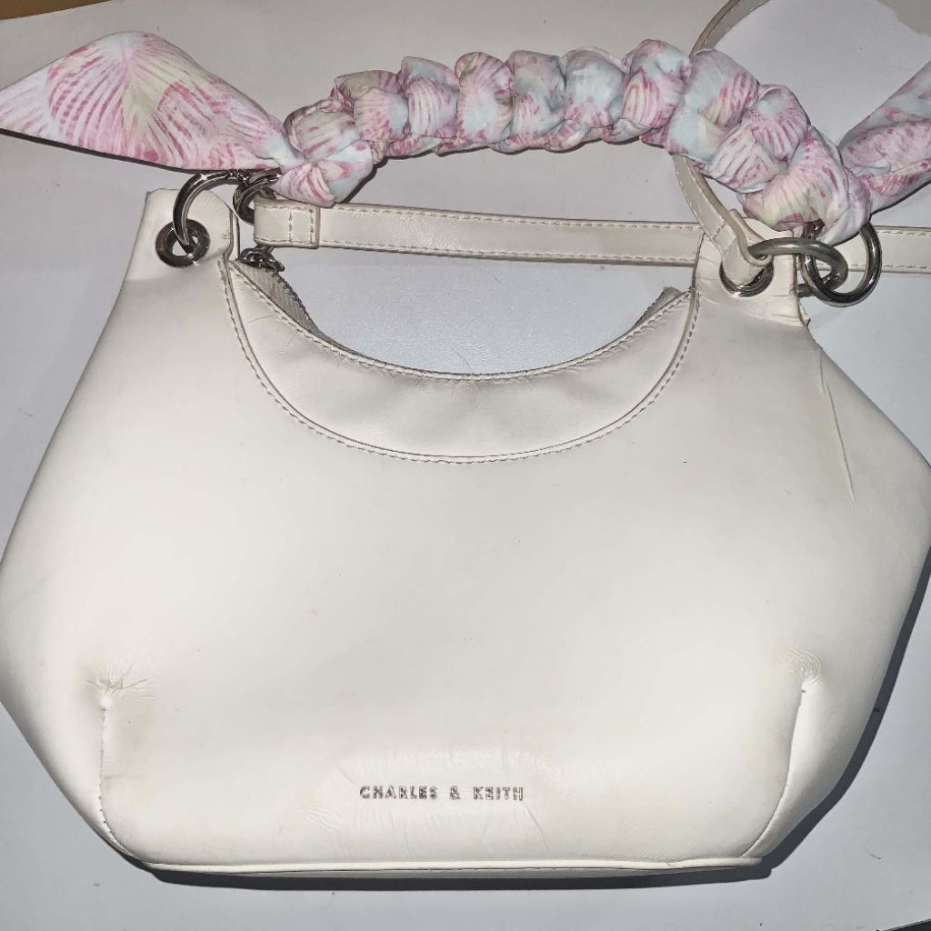 ORIGINAL CK CHARLES AND KEITH TAS SELEMPANG HANDBAG SHOULDER BAG PL PRELOVE || tas second tas pesta 