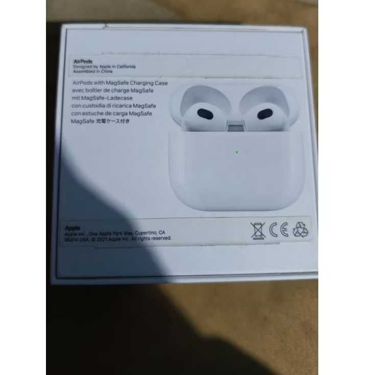 Airpods ori apple 3rd gen with magsafe charging case second/bekas