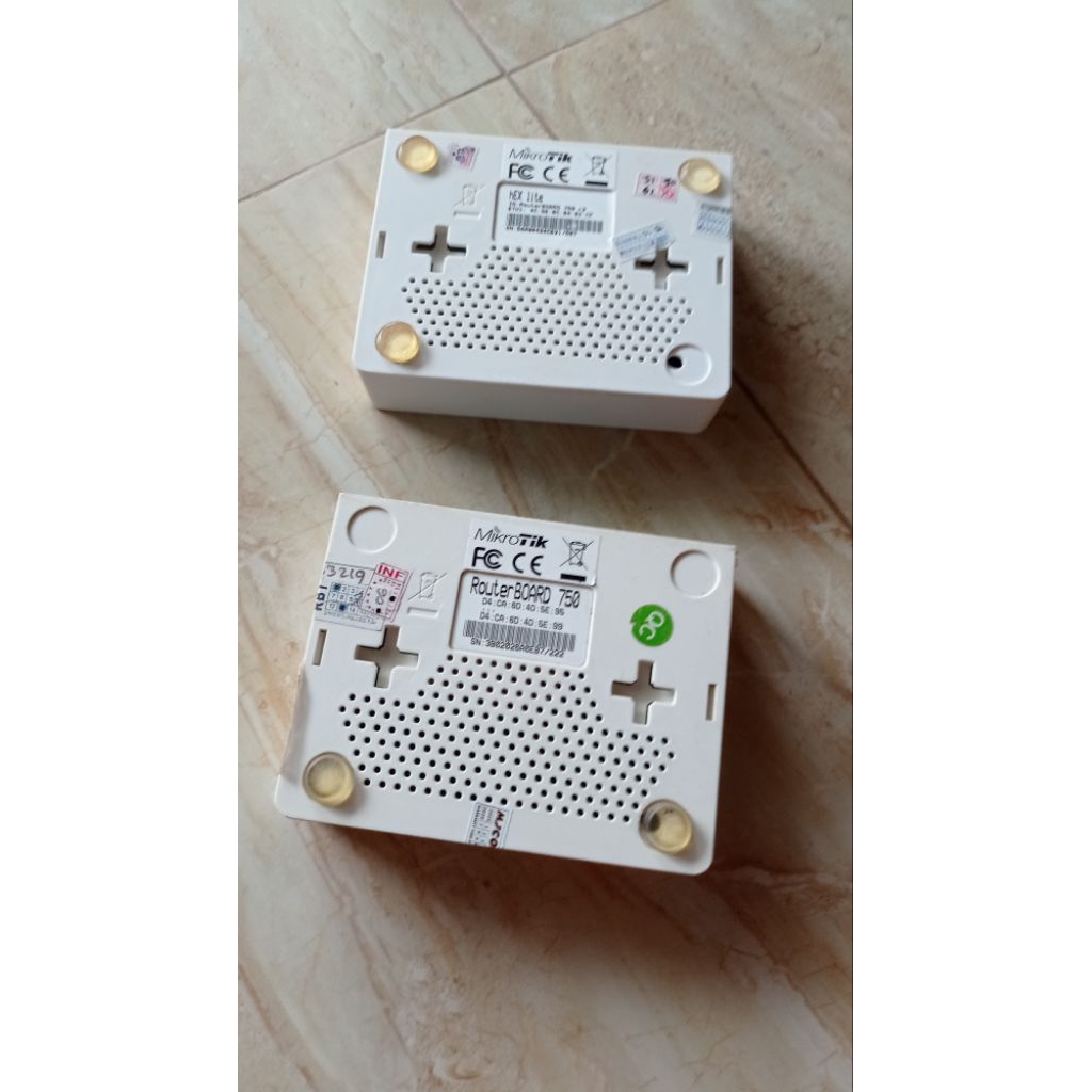 Mikrotik Rb750 & 750 hex lite cr2