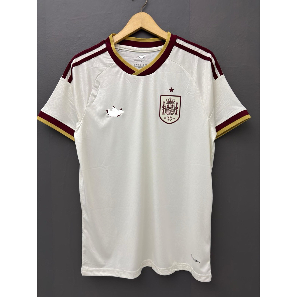 spanyol away 2026 fans