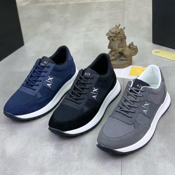 Armani Sepatu santai pria sederhana Sepatu olahraga tren bernafas nyaman
