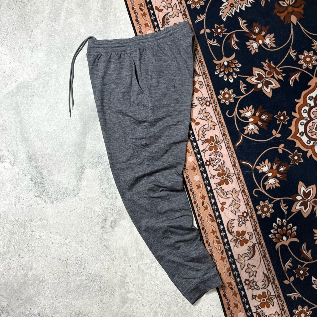 Jogger pants uniqlo