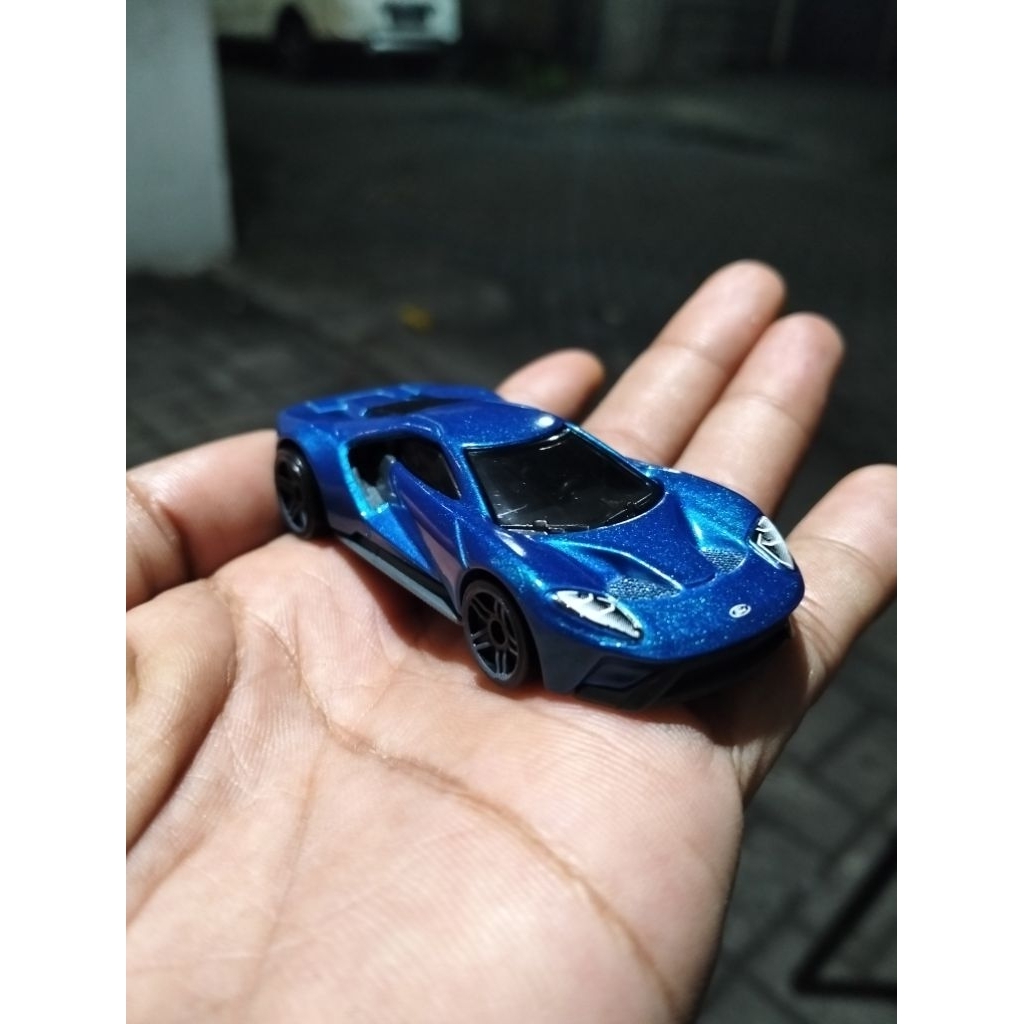hotwheels loose 17 FORD GT