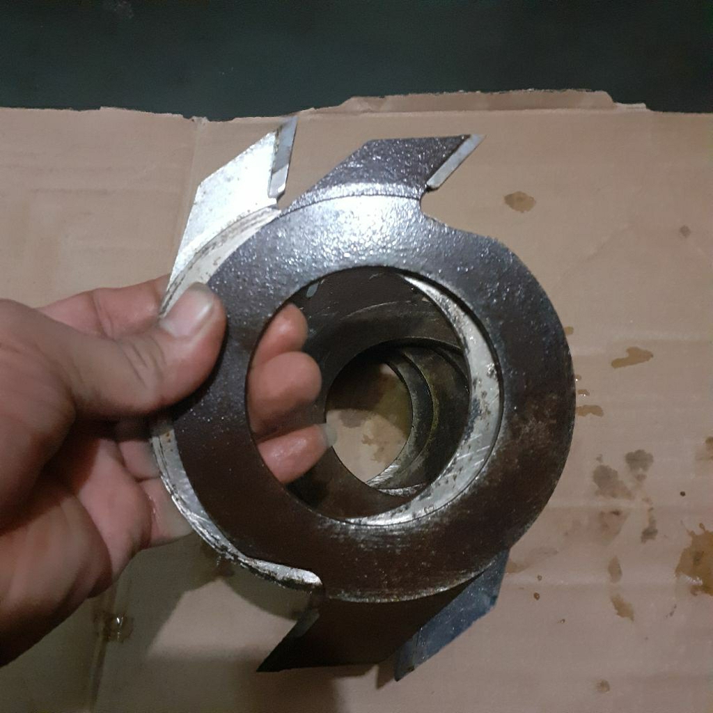 finger joint cutter  dengan 2 mata pisau( bekas) 160x4x70x2T