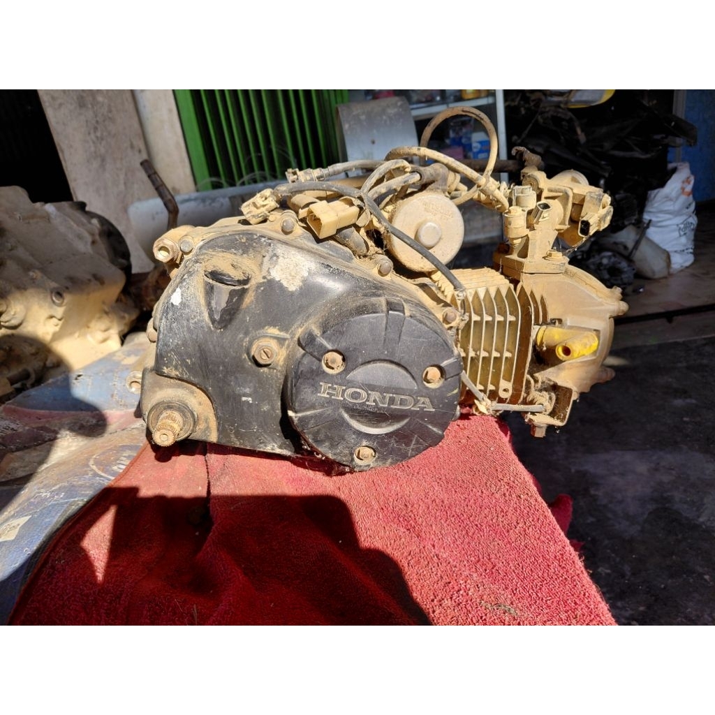 mesin supra 125 fi helm in