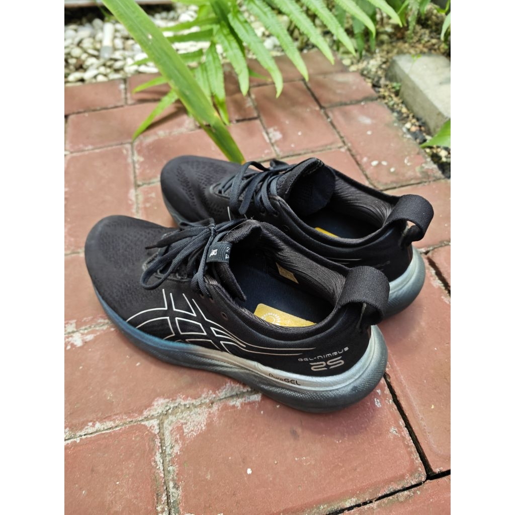 Sepatu Lari Running Asics Gel Nimbus 25 Platinum Black Limited 42.5 Original Prelove Second Bekas