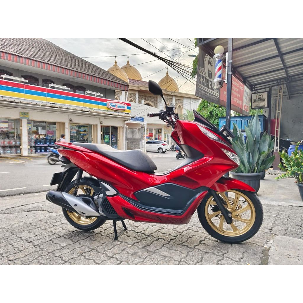 stiker ppf motor glossy paint protection film