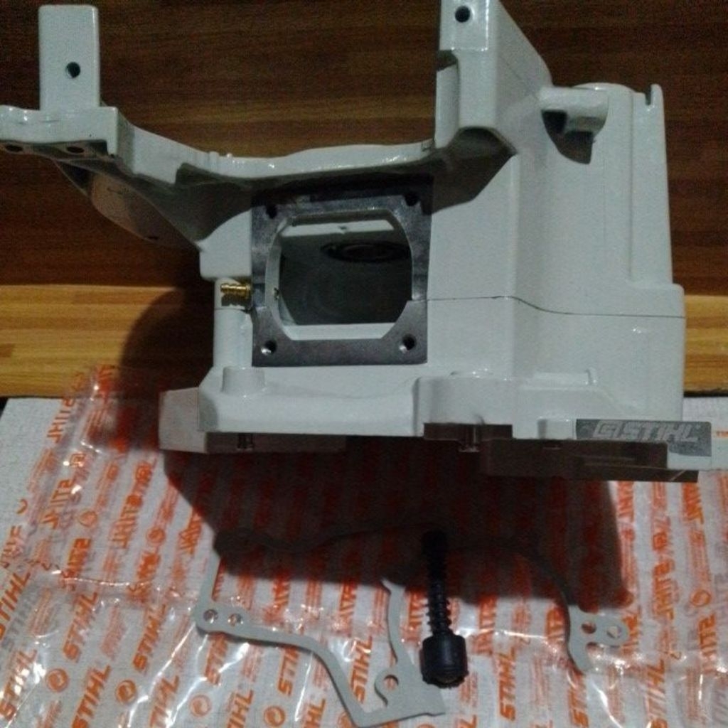 body set chainsaw ms381/ body mesin senso tipe ms381