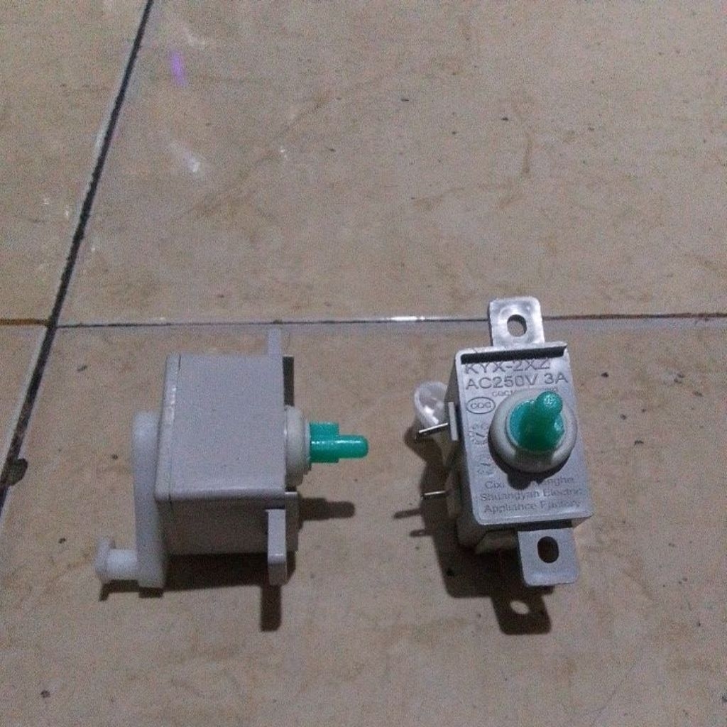 SELECTOR SWITCH DRAIN 3 PIN MESIN CUCI AQUA 2 TABUNG