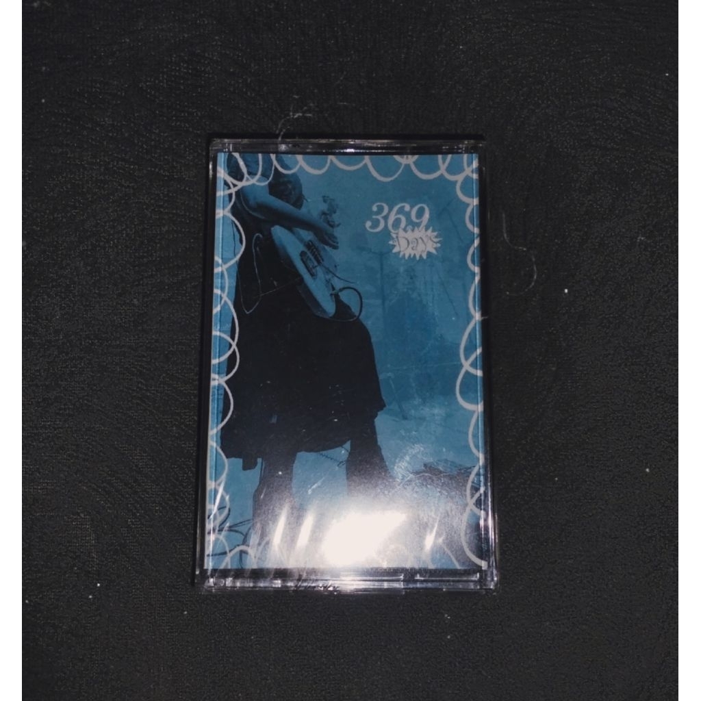 Kaset Pita The Dare - 369 Days