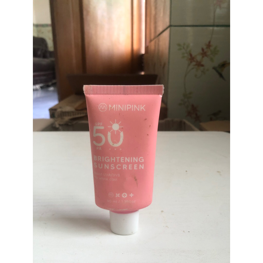 (Reject Kemasan) MiniPink Brightening Sunscreen SPF 50 PA ++++