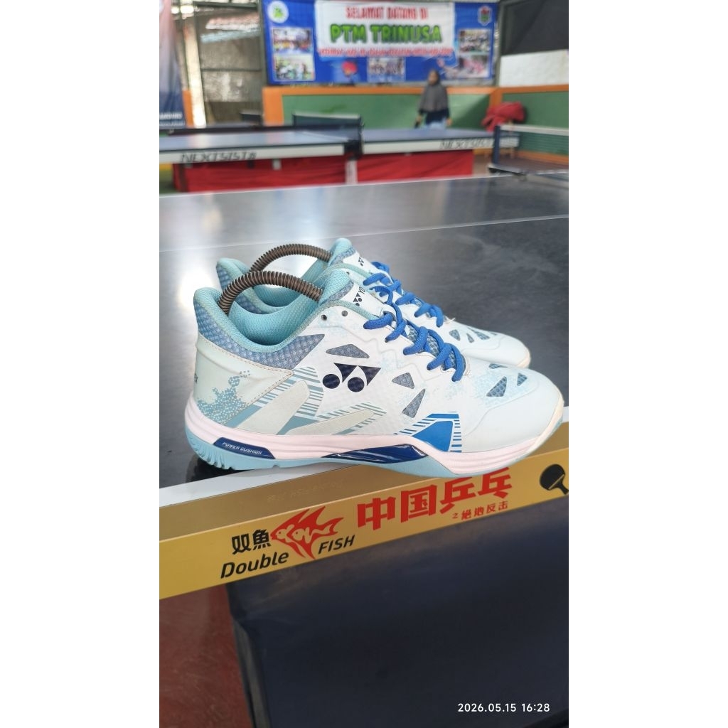 Yonex Eclipsion Z3 Mid Original