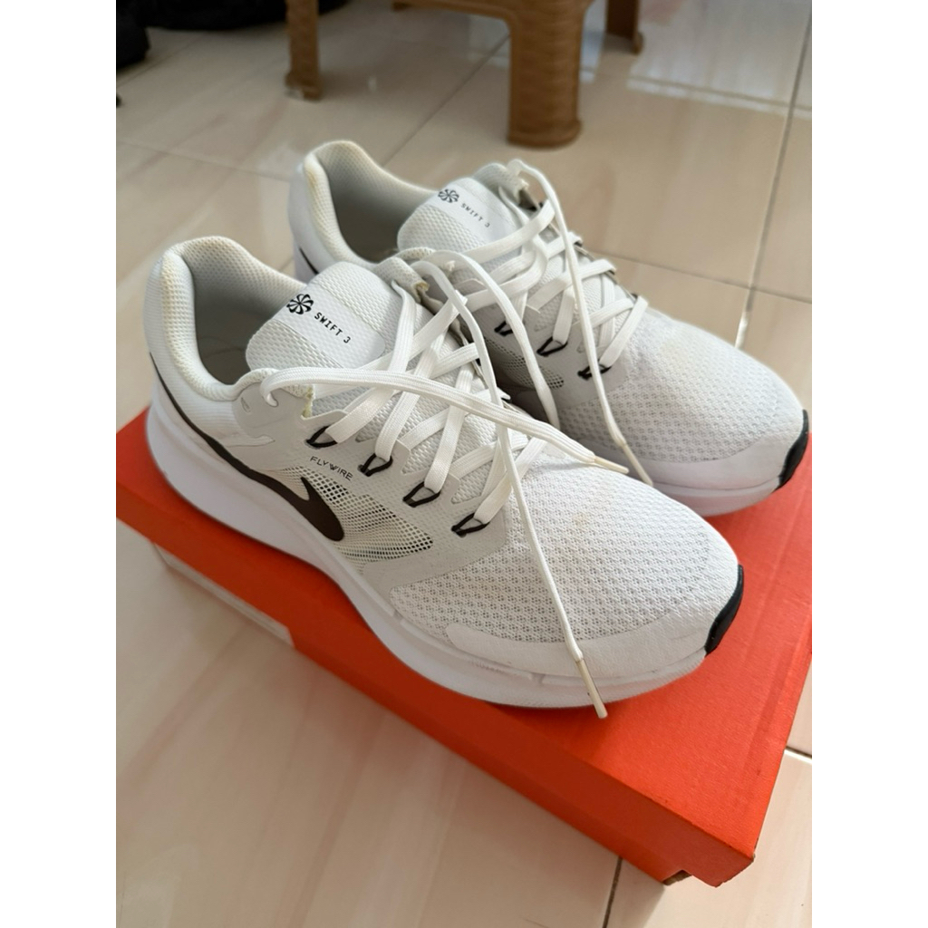 NIke RunSwift 3