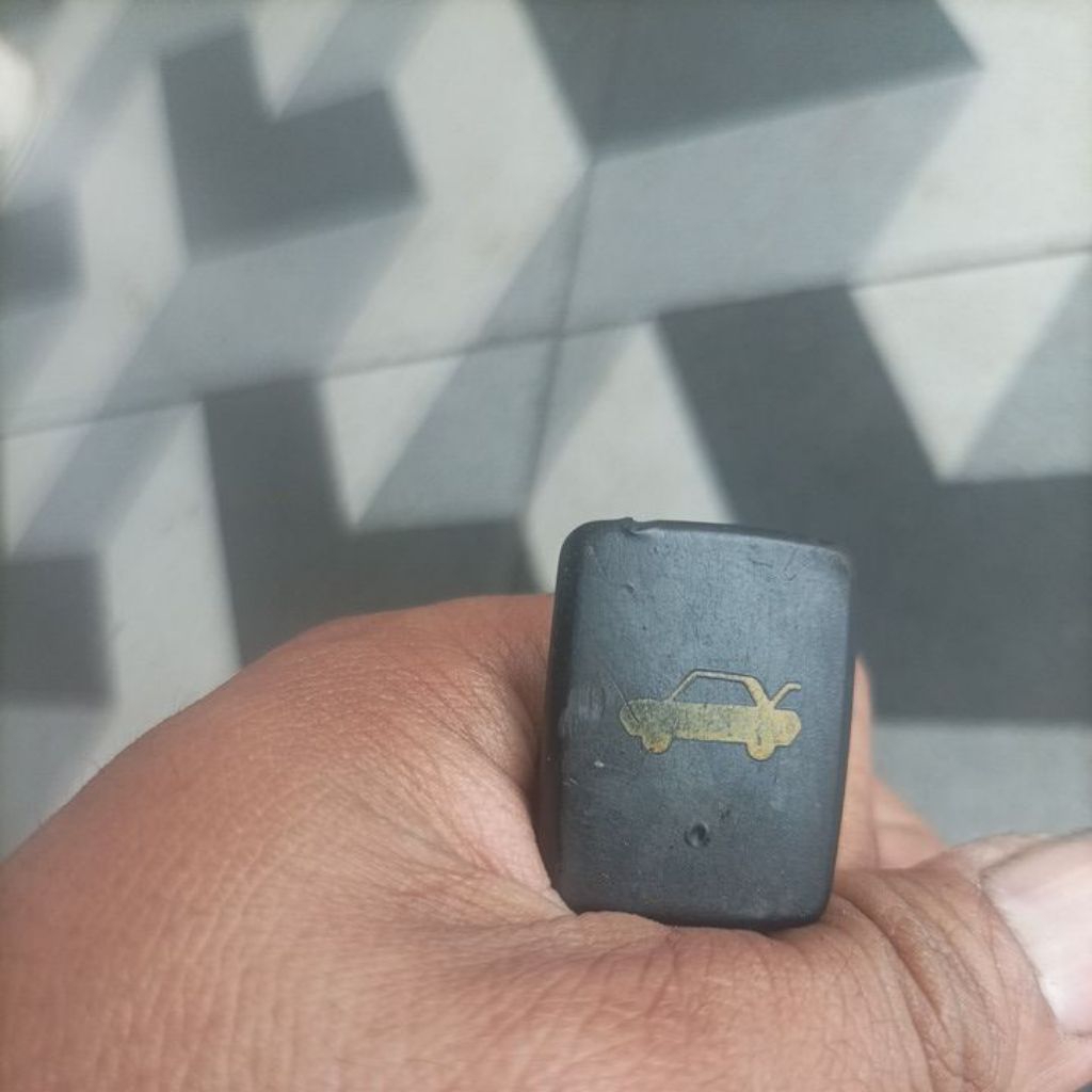 knop tuas pembuka BAGASI mazda interplay astina gala champ sonic elite trendy laser GL familia lanti