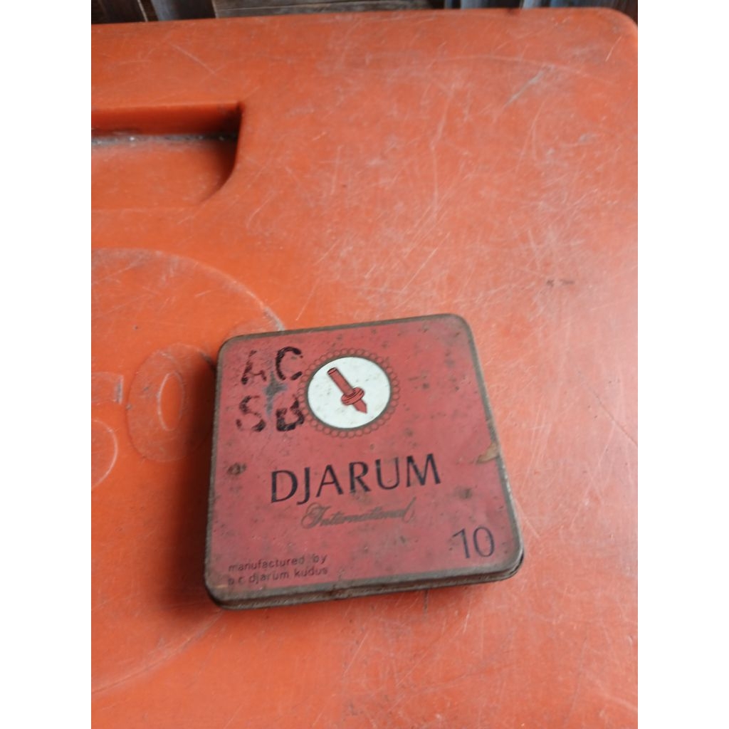 Hiasan meja kaleng jarum 76 iklan 95rb jadul antik vintage lawas display dianggap mati