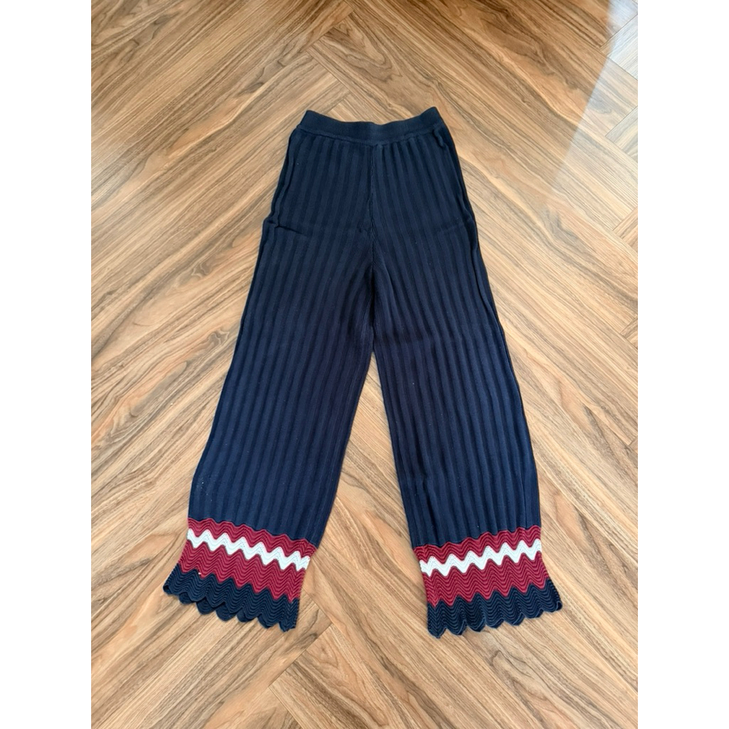 [ PRELOVED GOOD CONDITION ] DUMA Knit pants