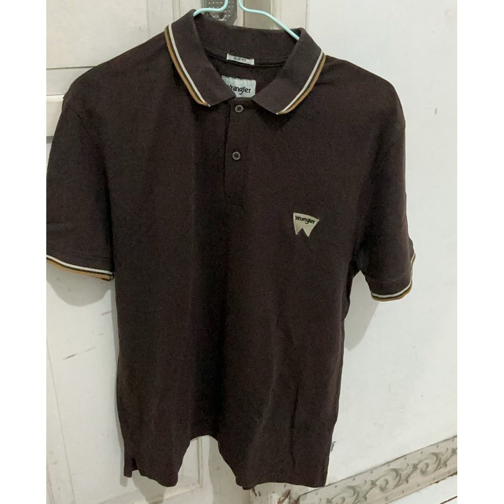 Preloved-Kaos Polo ORI Wrangler warna coklat tua