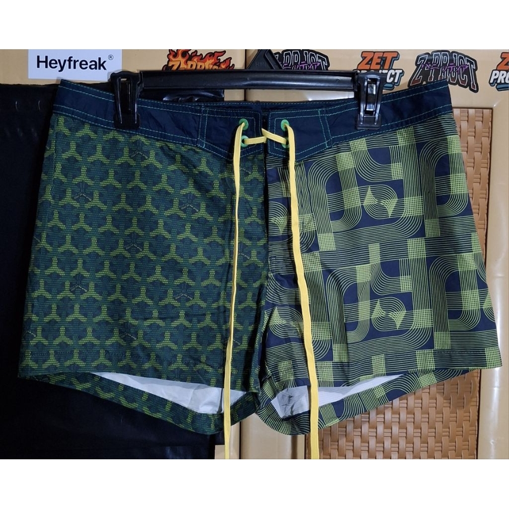 Board Short / Celana Surfing / Pantai Blackyak - Bekas Second