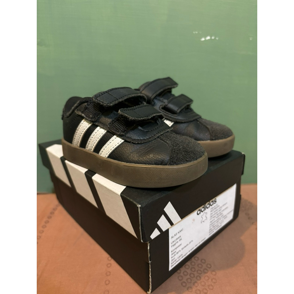 preloved sepatu anak Adidas samba black ori mothercare
