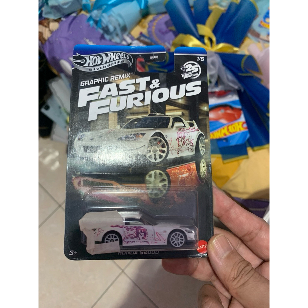 hot wheels suki putih 90% anggap loose