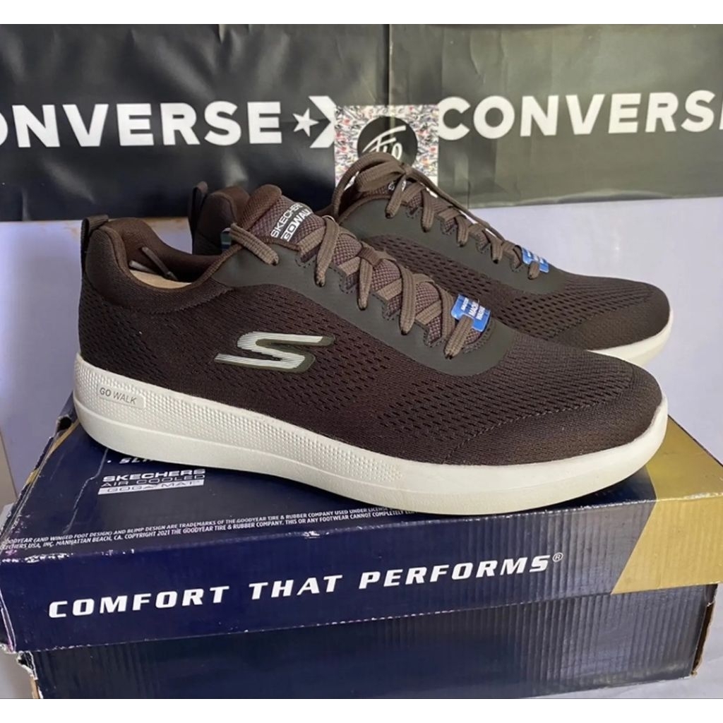 sepatu skechers sporty Go walk stability 216432  broll man