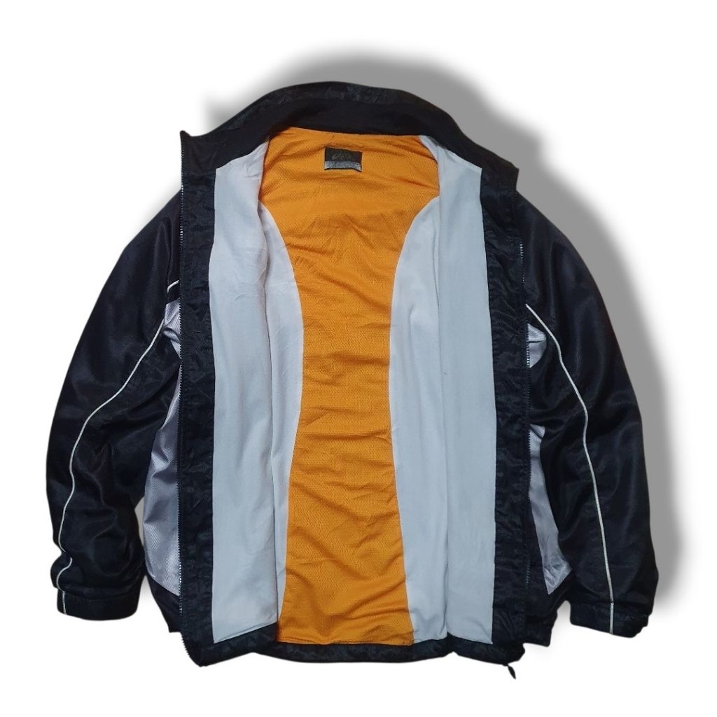 jaket winbreaker asics