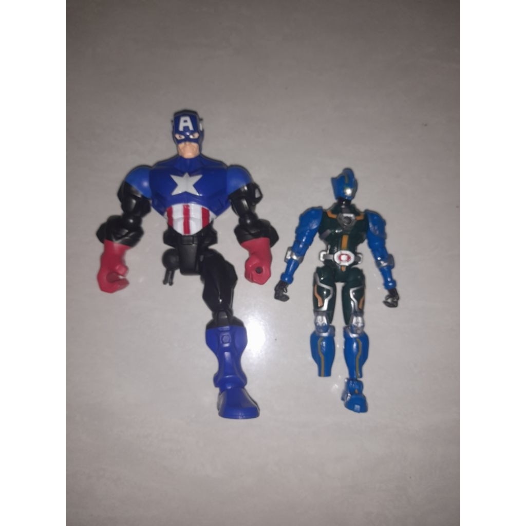 Figure junk 2 pcs