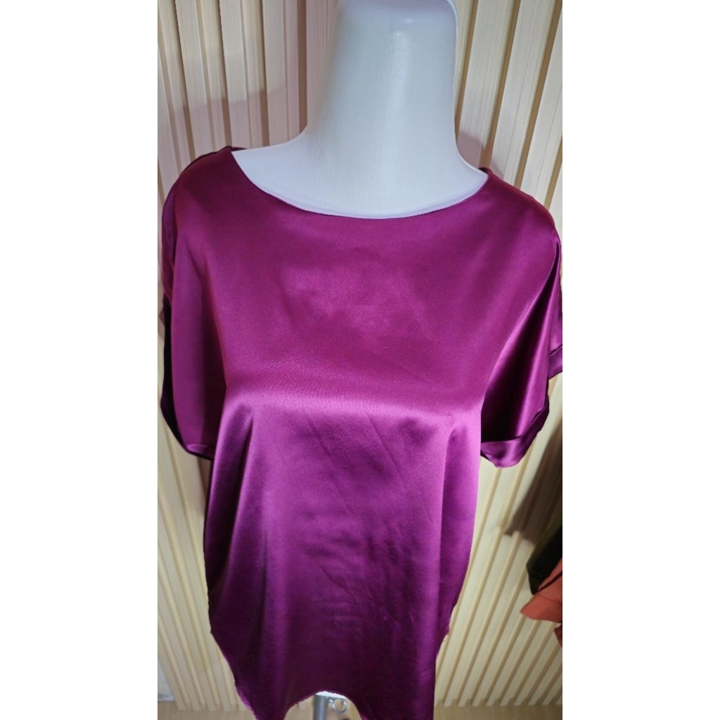 Preloved Blouse Satin