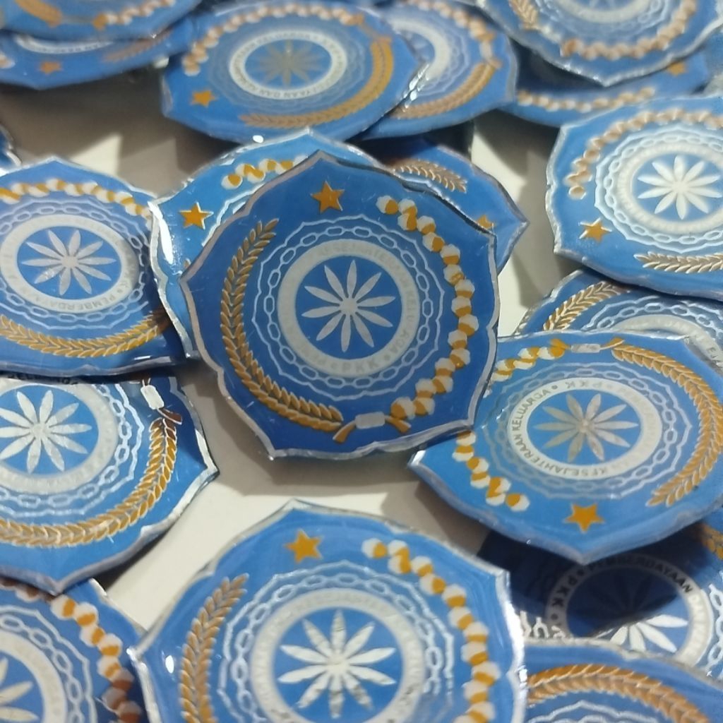 Pin PKK Nasional Lencana Peniti PKK Premium